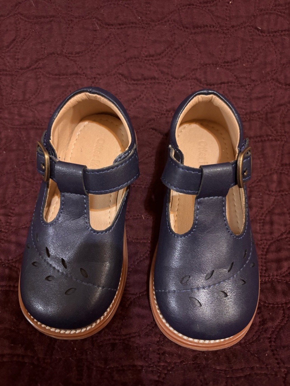 Kids Navy T-Strap Mary Jane Shoes - Picture 3 of 7